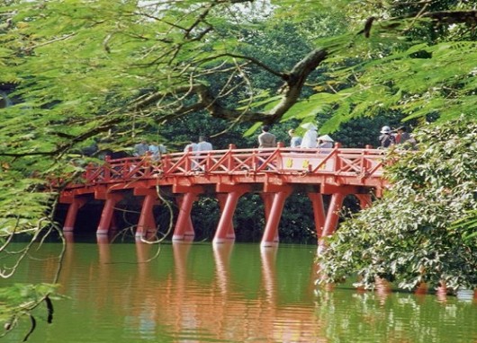 Hanoi tops Hello Magazine’s 7 best destinations in Asia for backpackers